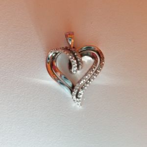 Silver heart pendant
